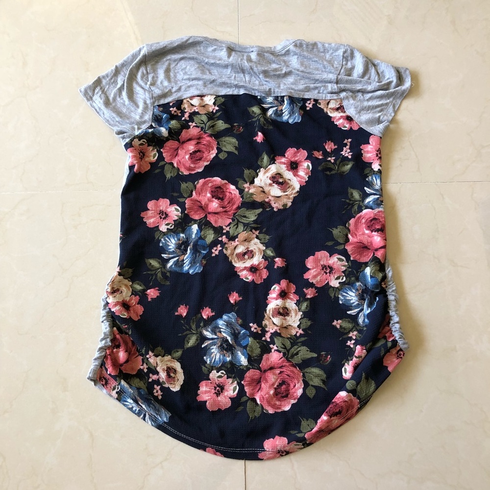 🚫sold🚫Hot gal Maternity flower print M